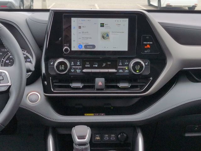 2026 Toyota HIGHLANDER HEV XLE