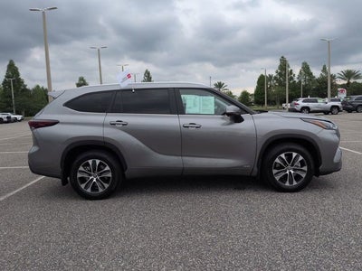 2026 Toyota HIGHLANDER HEV XLE