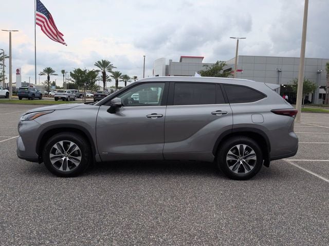 2026 Toyota HIGHLANDER HEV XLE