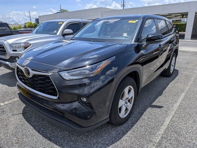 2023 Toyota Highlander LE