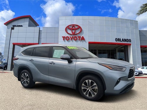 2024 Toyota HIGHLANDER XLE