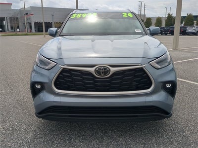 2024 Toyota HIGHLANDER XLE