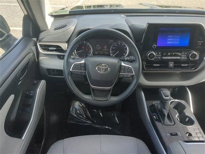 2023 Toyota Highlander LE