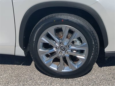 2023 Toyota HIGHLANDER Limited