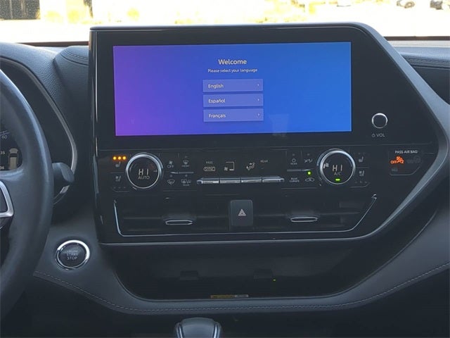 2023 Toyota HIGHLANDER Limited