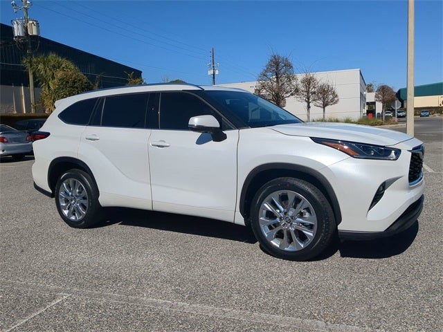 2023 Toyota HIGHLANDER Limited