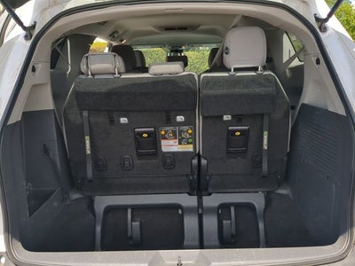 2024 Toyota SIENNA LE LE 8 Passenger