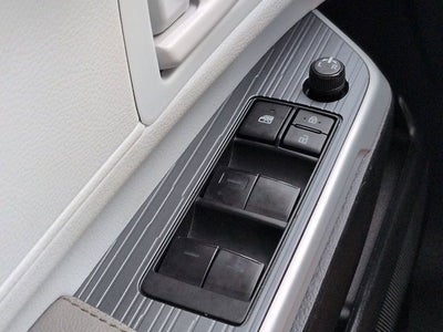2025 Toyota SIENNA LE LE 8 Passenger