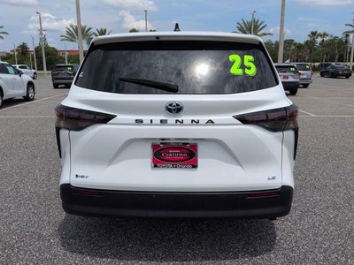 2025 Toyota SIENNA LE LE 8 Passenger