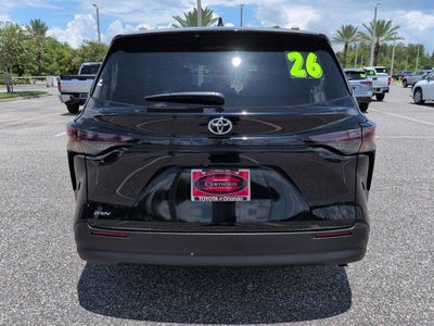 2026 Toyota Sienna LE 8 Passenger