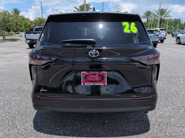 2026 Toyota Sienna LE 8 Passenger