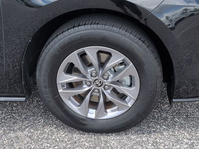 2025 Toyota SIENNA LE LE 8 Passenger