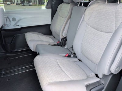 2025 Toyota SIENNA LE LE 8 Passenger