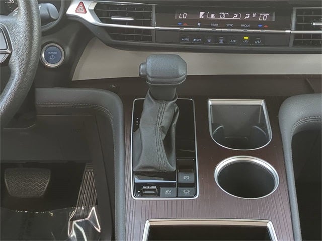 2024 Toyota SIENNA LE LE 8 Passenger