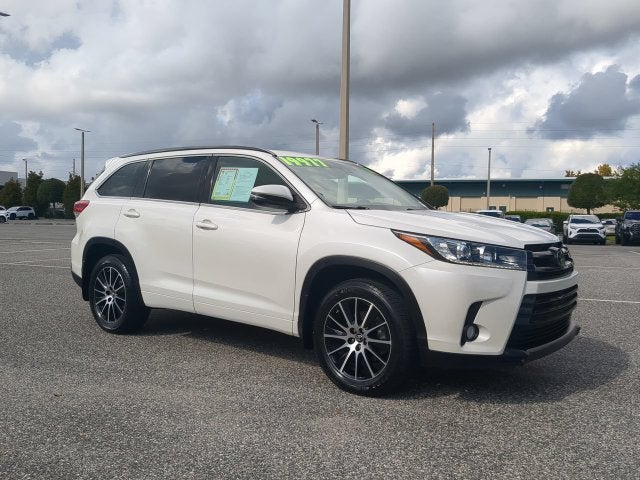 2017 Toyota Highlander SE