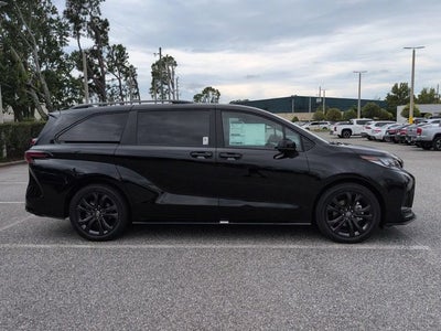 2026 Toyota Sienna XSE 7 Passenger