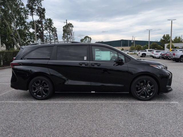 2026 Toyota Sienna XSE 7 Passenger