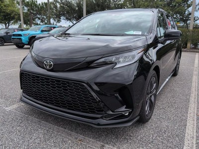 2026 Toyota Sienna XSE 7 Passenger