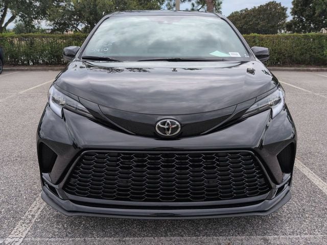 2026 Toyota Sienna XSE 7 Passenger