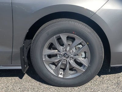 2026 Toyota Sienna XLE 8 Passenger