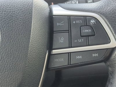 2021 Toyota SIENNA XLE XLE 7 Passenger