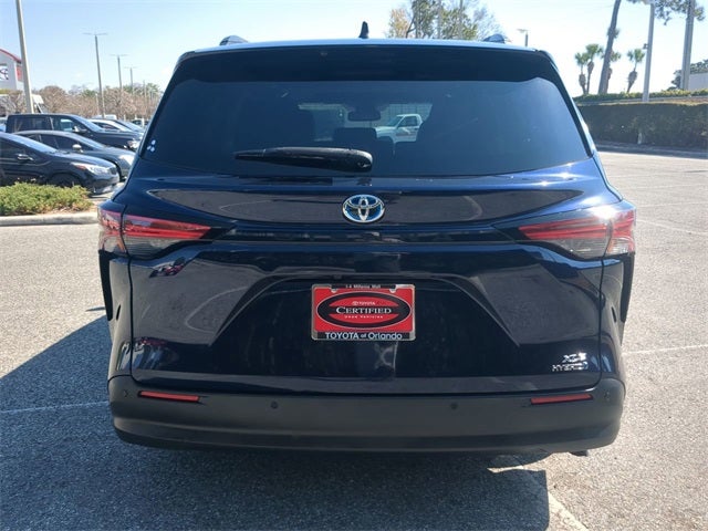 2021 Toyota SIENNA XLE XLE 7 Passenger