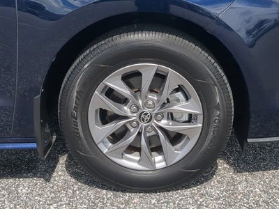 2024 Toyota Sienna XLE 8 Passenger