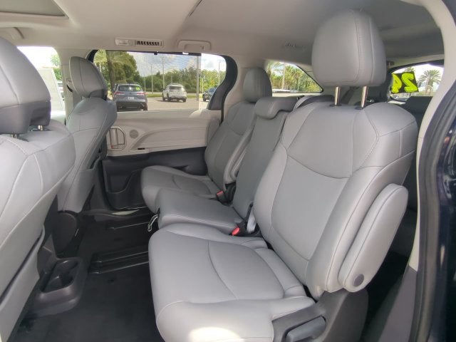 2024 Toyota Sienna XLE 8 Passenger