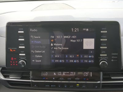 2024 Toyota Sienna XLE 8 Passenger