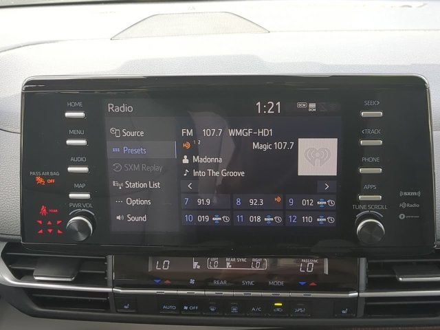 2024 Toyota Sienna XLE 8 Passenger