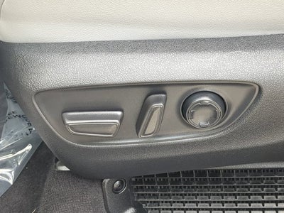 2024 Toyota Sienna XLE 8 Passenger