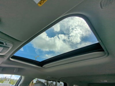 2024 Toyota Sienna XLE 8 Passenger