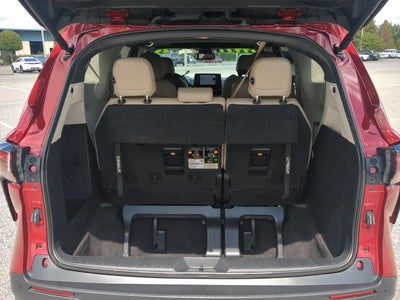 2024 Toyota Sienna XLE 8 Passenger