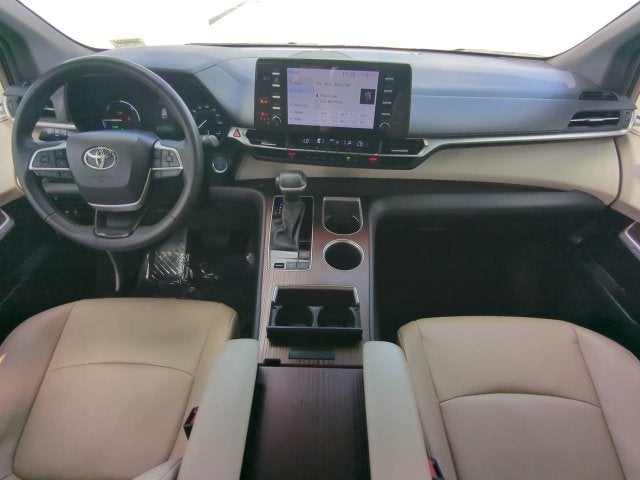 2024 Toyota Sienna XLE 8 Passenger