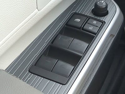 2026 Toyota Sienna XLE 8 Passenger