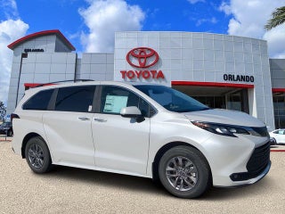 2026 Toyota Sienna XLE