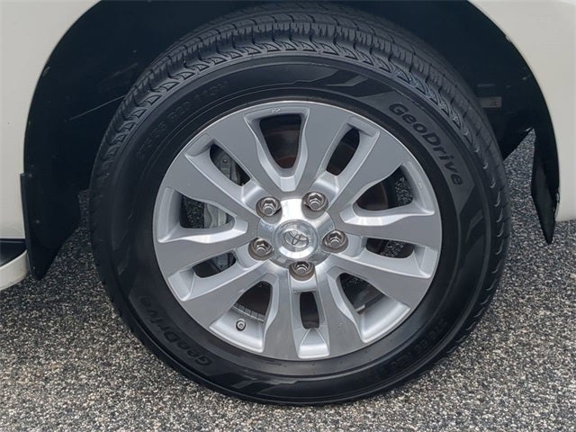 2012 Toyota SEQUOIA Platinum