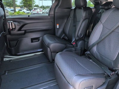 2026 Toyota Sienna Limited 7 Passenger