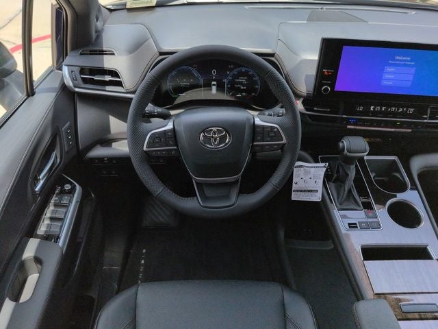 2026 Toyota Sienna Limited 7 Passenger