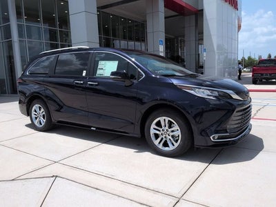 2026 Toyota Sienna Limited 7 Passenger