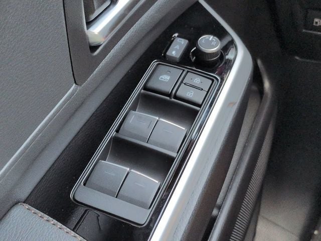 2026 Toyota Sienna Limited 7 Passenger