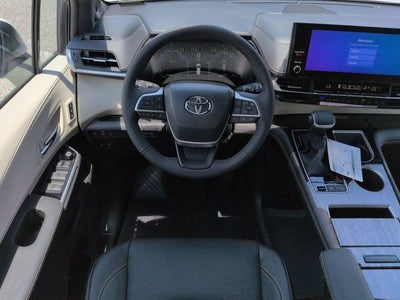 2026 Toyota Sienna Limited 7 Passenger