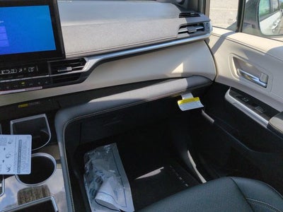 2026 Toyota Sienna Limited 7 Passenger