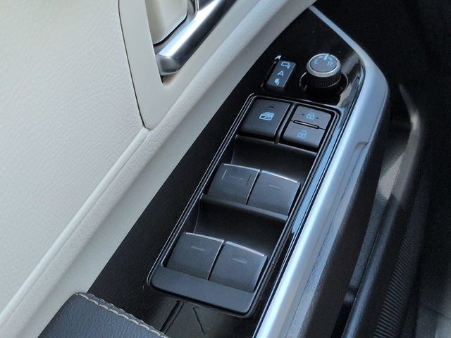 2026 Toyota Sienna Limited 7 Passenger