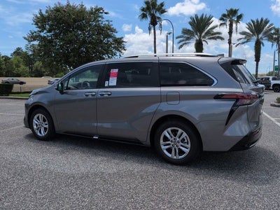 2026 Toyota Sienna Limited 7 Passenger
