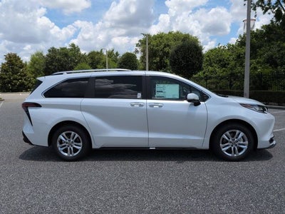 2026 Toyota Sienna Limited 7 Passenger