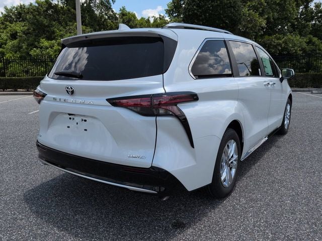 2026 Toyota Sienna Limited 7 Passenger