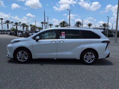 2026 Toyota Sienna Limited 7 Passenger