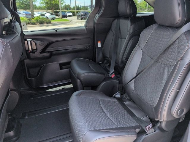 2026 Toyota Sienna Limited 7 Passenger