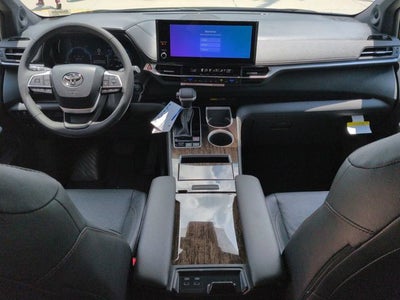 2026 Toyota Sienna Limited 7 Passenger